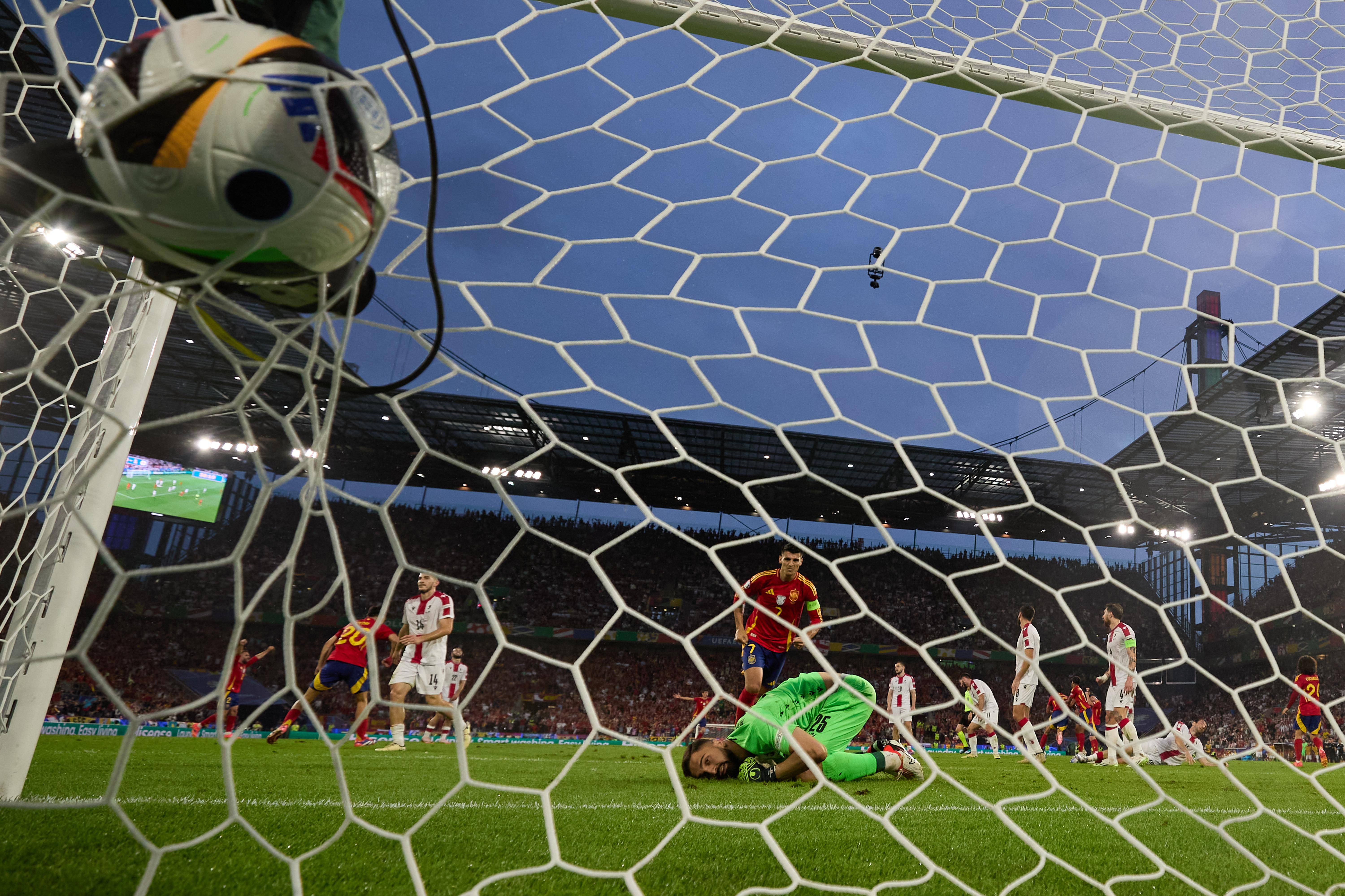 一场意外的欧洲足球比赛中展现出了实力