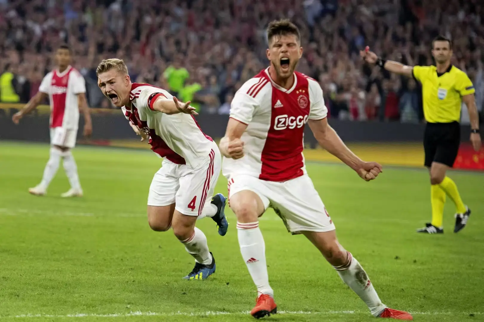 拉齐奥中场连场动作犀利，助球队轻松取胜的简单介绍