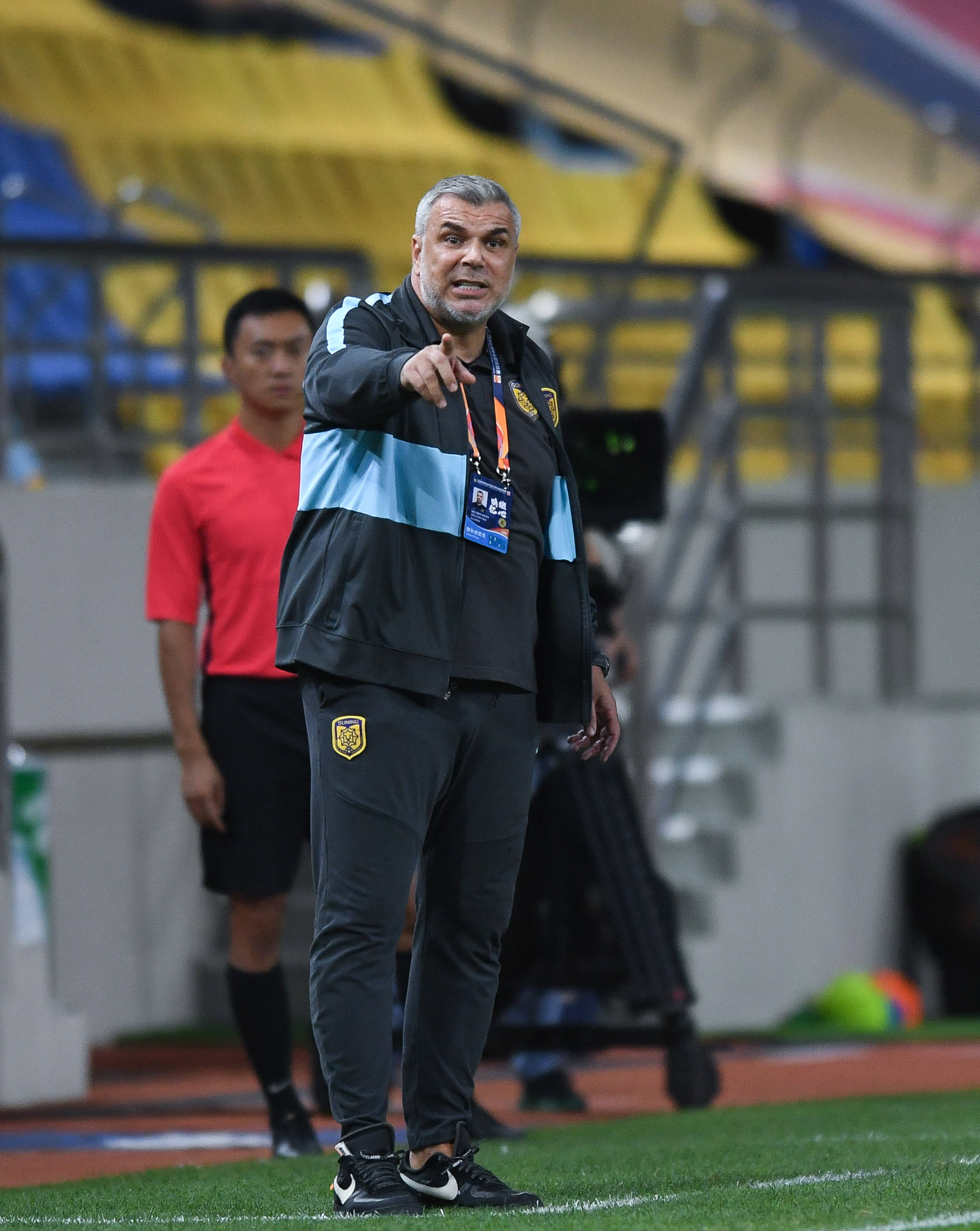 关于苏宁球员获伤停,引发球队深度调整,关键时刻考验主帅战术的信息 关于苏宁球员获伤停,引发球队深度调整,关键时刻考验主帅战术的信息