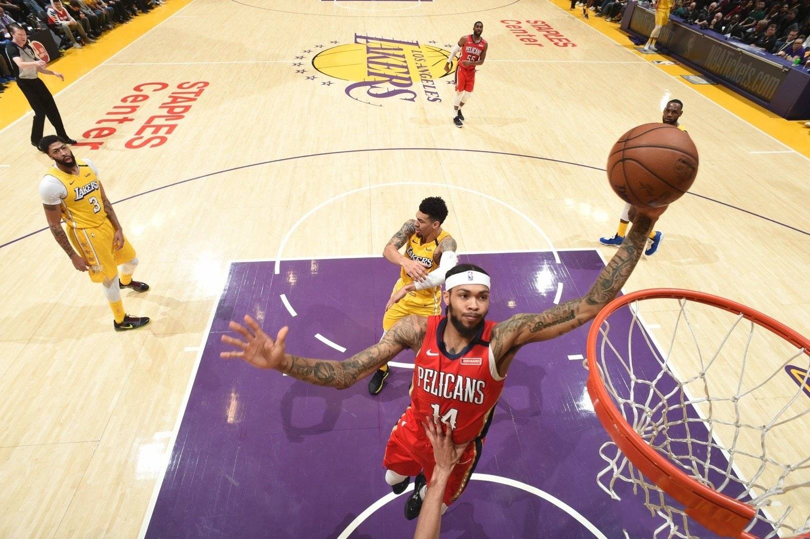 英雄会师：爵士与鹈鹕的激烈对抗引人注目的简单介绍