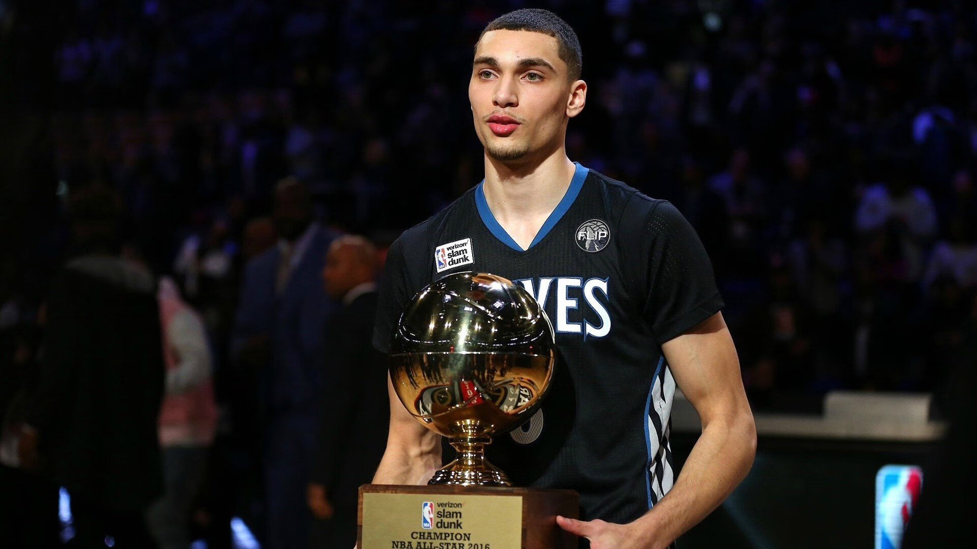 欧文一剑封喉,勇士提前终结悬念,焦点之战的终极接管