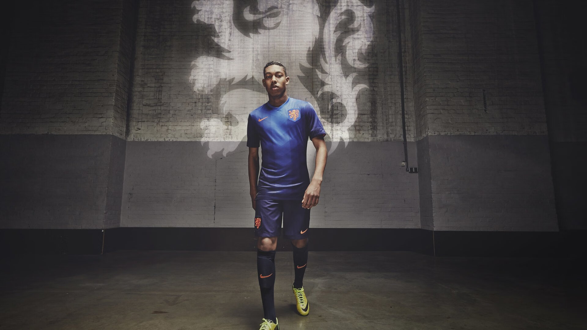 劳塔罗一锤定音！阿根廷鏖战厄瓜多尔，世界排名争夺战中的英雄时刻